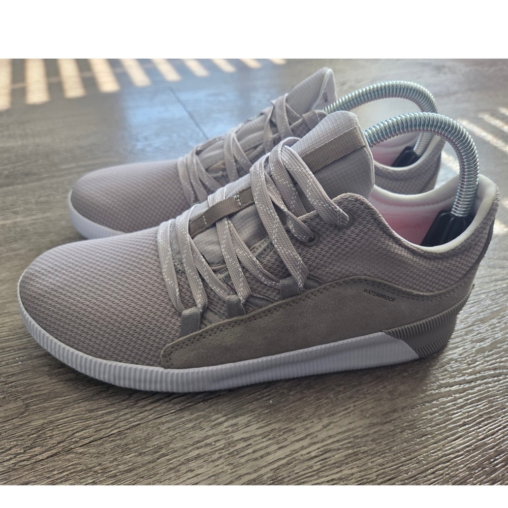Sorel Out N About III Low Women Size 8.5 Grey Waterproof Sneakers. No Box